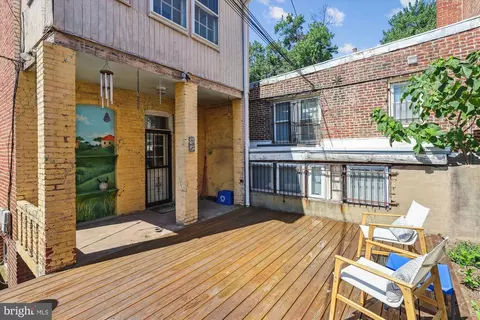 Exterior - 1002 C St NE, Washington, DC 20002 photo 13 of 19