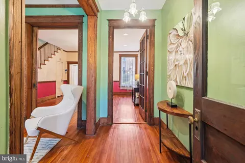Entry Way - 1002 C St NE, Washington, DC 20002 photo 3 of 10
