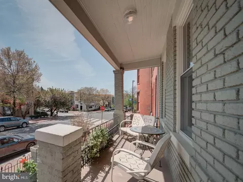 Exterior - 1002 C St NE, Washington, DC 20002 photo 9 of 19