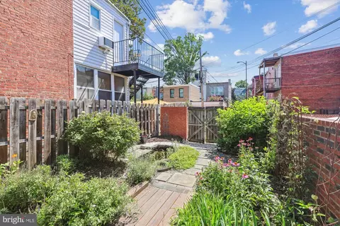 Exterior - 1002 C St NE, Washington, DC 20002 photo 15 of 19