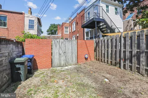 Exterior - 1002 C St NE, Washington, DC 20002 photo 17 of 19