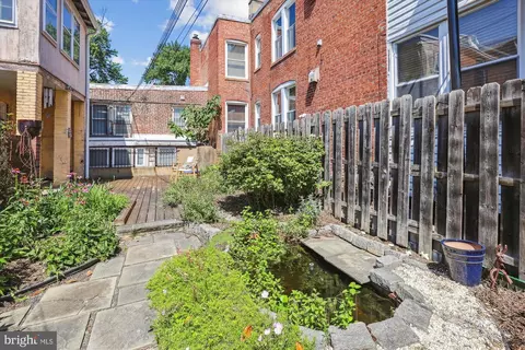 Exterior - 1002 C St NE, Washington, DC 20002 photo 16 of 19