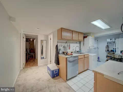 Entry Way - 1002 C St NE, Washington, DC 20002 photo 8 of 10