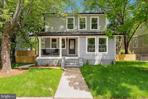 3104 Douglas St NE, Washington, DC 20018