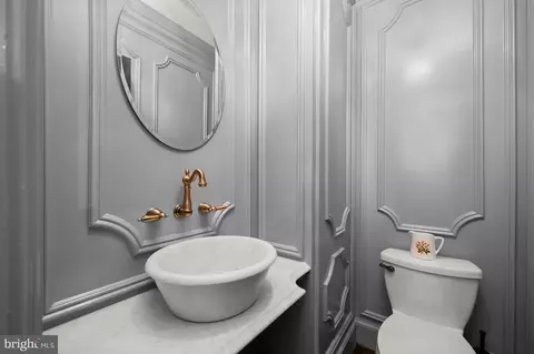 Bath - 209 10th St SE, Washington, DC 20003 photo 1 of 4