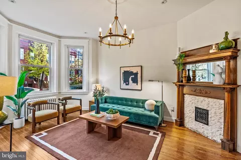 119 Seaton Pl NW, Washington, DC 20001