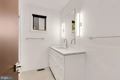 4640 Q St NW, Washington, DC 20007 photo 27