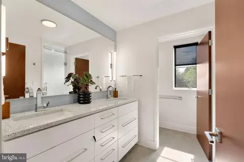 4640 Q St NW, Washington, DC 20007 photo 19