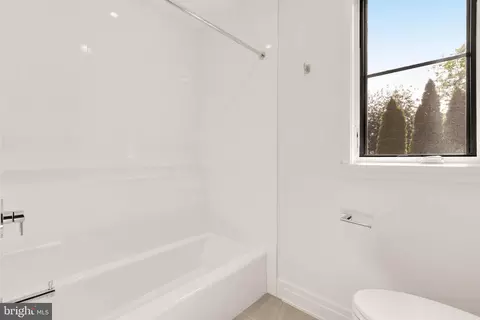 4640 Q St NW, Washington, DC 20007 photo 34