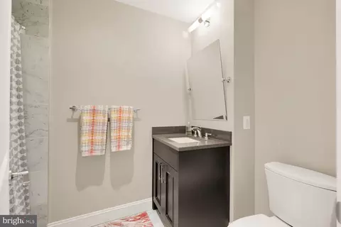 1801 16th St NW #511, Washington, DC 20009 photo 18
