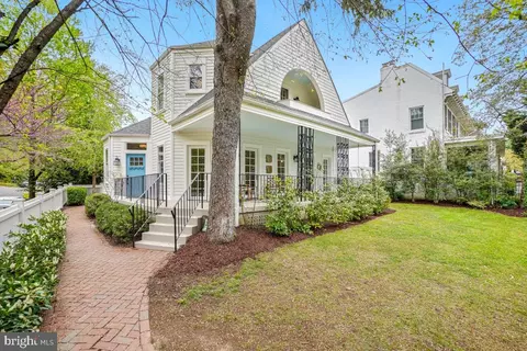 2021 Klingle Rd NW, Washington, DC 20010