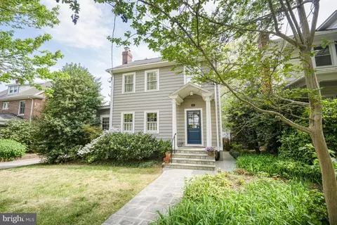 3940 Livingston St NW, Washington, DC 20015
