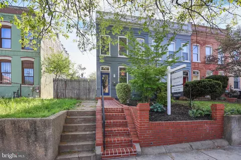 415 14th St NE, Washington, DC 20002 photo 2