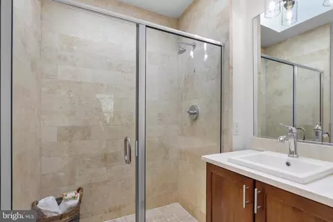 415 14th St NE, Washington, DC 20002 photo 19