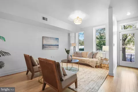 415 14th St NE, Washington, DC 20002 photo 3