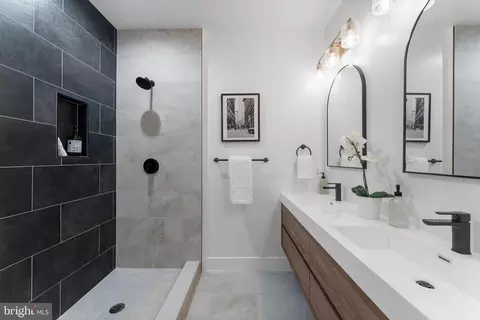 143 13th St NE, Washington, DC 20002 photo 18