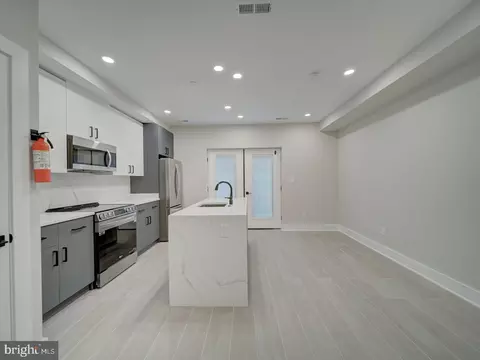 Kitchen - 1004 18th St NE #2, Washington, DC 20002 photo 1 of 8