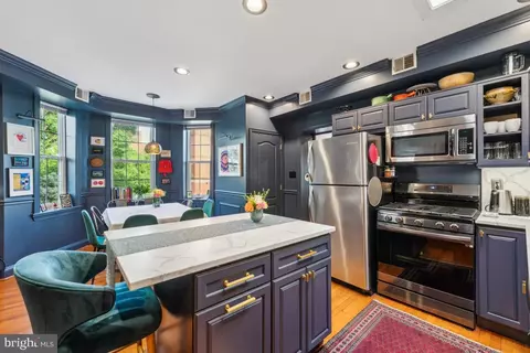 1637 A St NE #3, Washington, DC 20002 photo 4