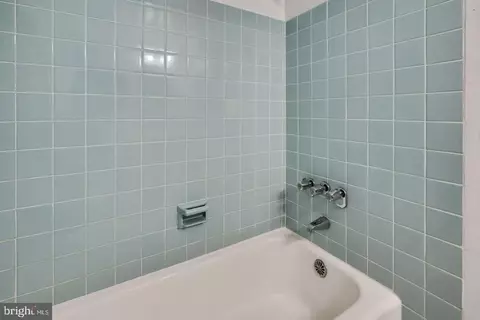 940 25th St NW #710-S, Washington, DC 20037 photo 10