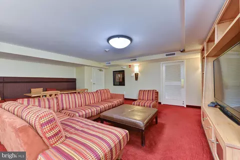 940 25th St NW #710-S, Washington, DC 20037 photo 16