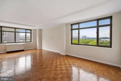 940 25th St NW #710-S, Washington, DC 20037 photo 6