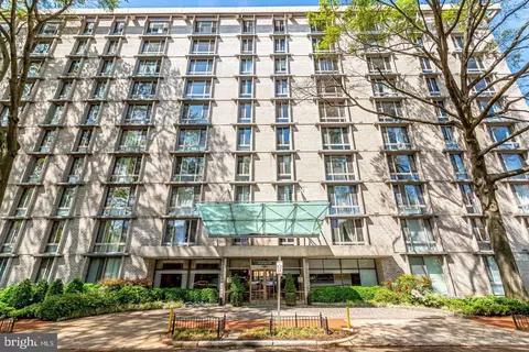 940 25th St NW #710-S, Washington, DC 20037