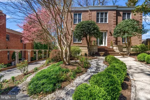 1924 47th St NW, Washington, DC 20007