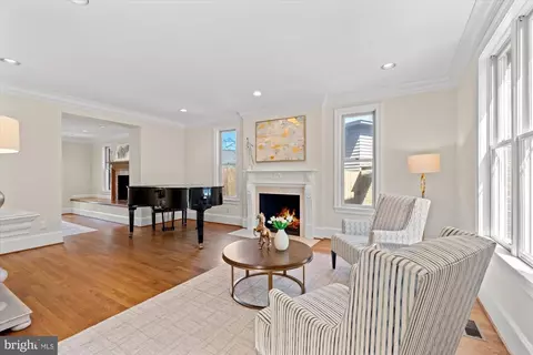1924 47th St NW, Washington, DC 20007 photo 5