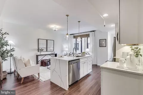1701 16th St NW #452, Washington, DC 20009