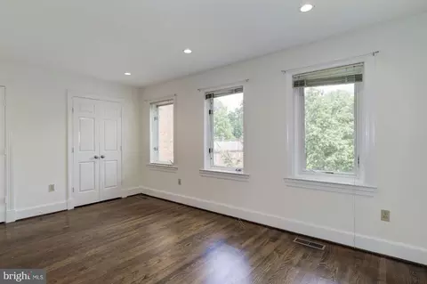 Bedroom - 3917 Georgetown Ct NW, Washington, DC 20007 photo 1 of 4