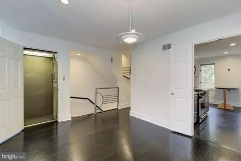 Entry Way - 3917 Georgetown Ct NW, Washington, DC 20007 photo 2 of 3