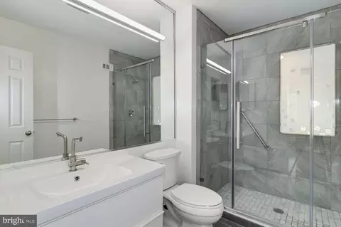 Bath - 3917 Georgetown Ct NW, Washington, DC 20007 photo 1 of 1