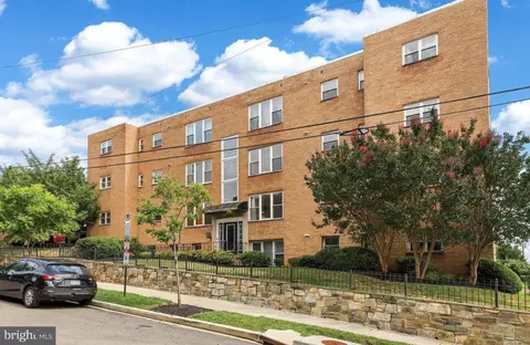 401 Evarts St NE #303, Washington, DC 20017