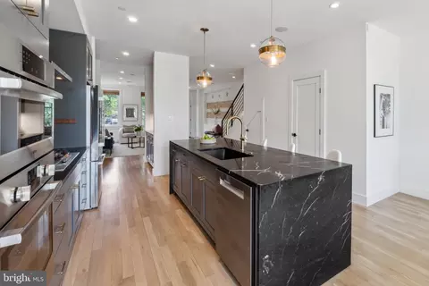 Kitchen - 321 L St NE, Washington, DC 20002 photo 3 of 4