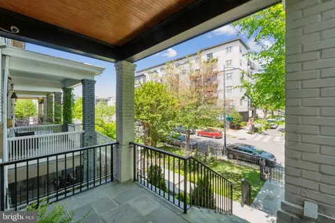 Exterior - 321 L St NE, Washington, DC 20002 photo 1 of 7