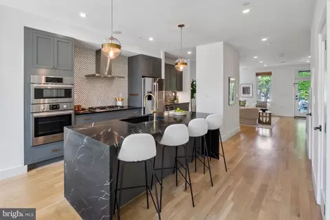 Other - 321 L St NE, Washington, DC 20002 photo 6 of 14
