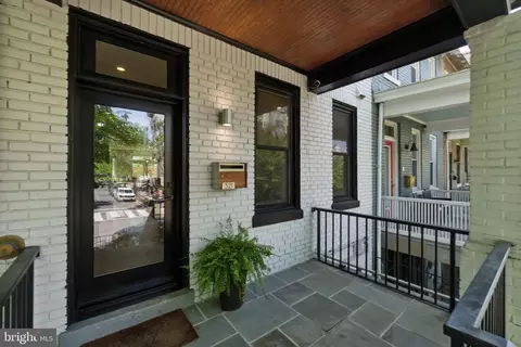 Exterior - 321 L St NE, Washington, DC 20002 photo 2 of 7