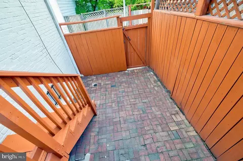 209 11th St NE, Washington, DC 20002 photo 55