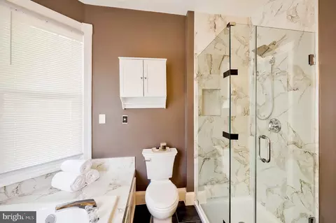 209 11th St NE, Washington, DC 20002 photo 40
