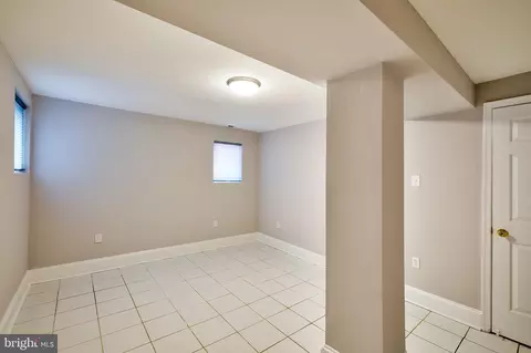 209 11th St NE, Washington, DC 20002 photo 63