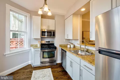 209 11th St NE, Washington, DC 20002 photo 27