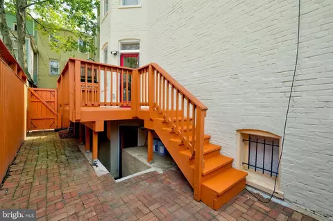 209 11th St NE, Washington, DC 20002 photo 56
