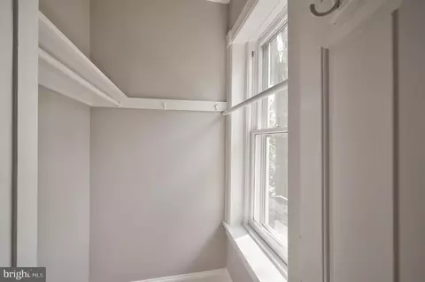 209 11th St NE, Washington, DC 20002 photo 45