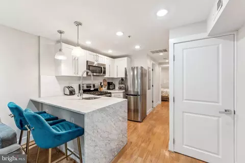 718 13th St SE, Washington, DC 20003 photo 5