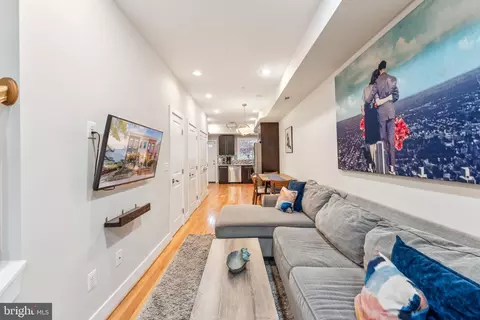 718 13th St SE, Washington, DC 20003 photo 17