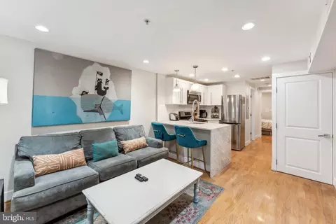 718 13th St SE, Washington, DC 20003 photo 3