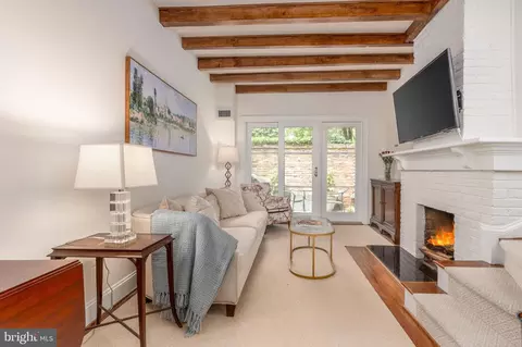4 Pomander Walk NW, Washington, DC 20007 photo 6