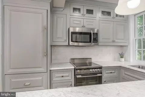 4 Pomander Walk NW, Washington, DC 20007 photo 14