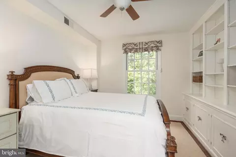 4 Pomander Walk NW, Washington, DC 20007 photo 17