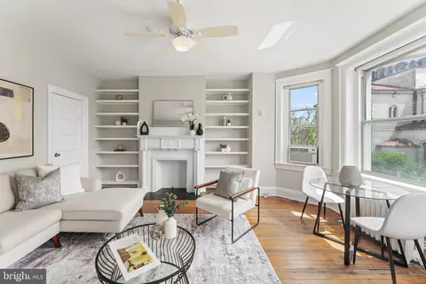 1527 Park Rd NW #302, Washington, DC 20010